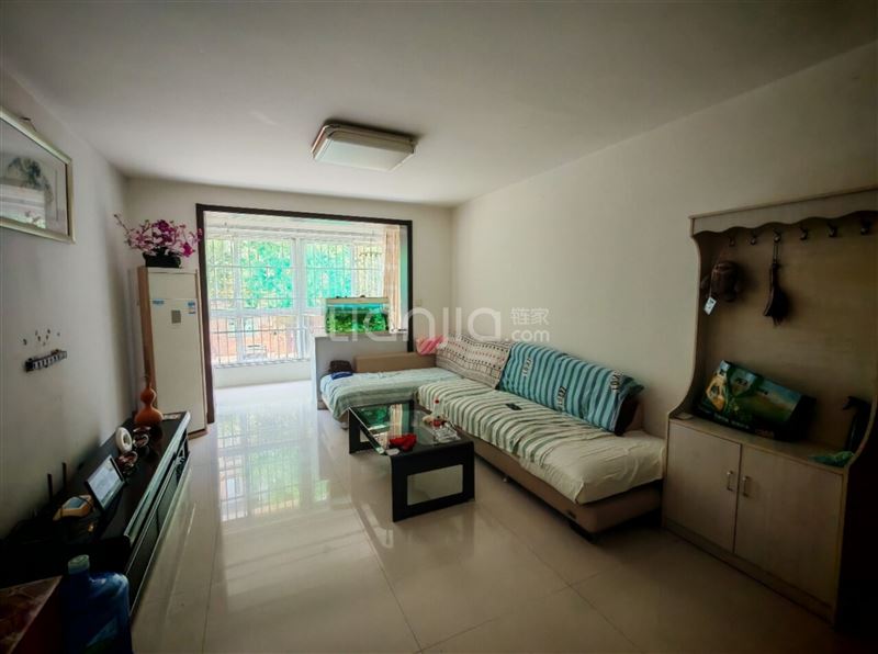 中德亚运村一楼95平1000元陪读房